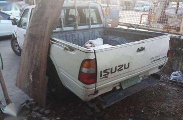 Isuzu Fuego 2001 model automatic 4x2 diesel turbo