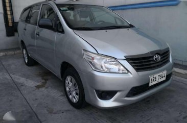 For sale 2015 Toyota Innova j Gasoline