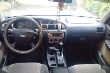 2004 Ford Everest.  Automatic transmission. 