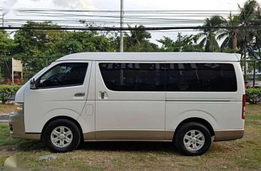 Toyota Hiace super grandia 2014