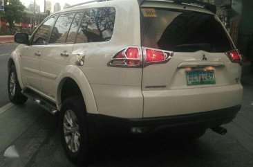 Mitsubishi Montero 2014 2015 vs Fortuner Hyundai Tucson Santa Fe