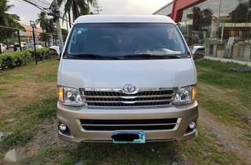 Toyota Hiace super grandia 2014