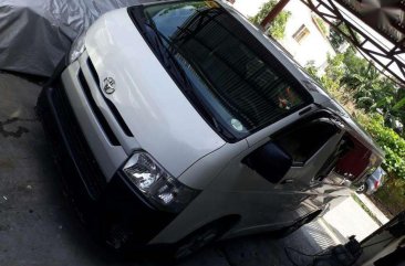 2017 Toyota HiAce Commuter 3.0 Manual