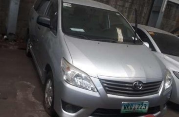 2014 Toyota Innova e GAS automatic WKQ 223