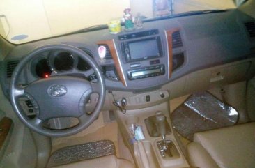 Toyota Fortuner V 2010model 4x4 for sale 