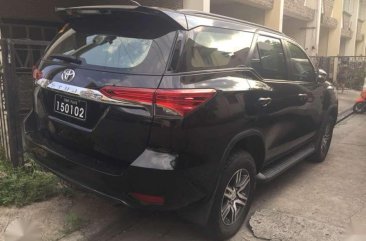 2016 Newlook TOYOTA Fortuner 24 G 4x2 Automatic Black