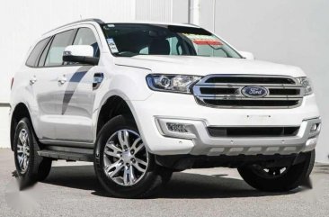 Ford Everest Titanium 4x2 AT. Sure Approval