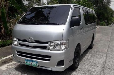 2013 Toyota Hiace Commuter (Starex Urvan NV350 2014 2015 2016 2012