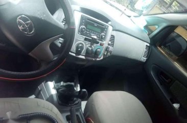 Toyota Innova E diesel manual