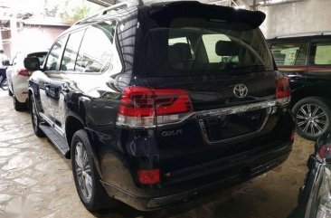 Like New Toyota Land Cruisier LC200 for sale