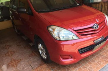 Toyota Innova E 2011 AT Red SUV For Sale 