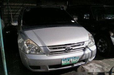 Good as new Kia Carnival 2010 for sale