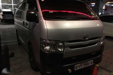 2016 Hiace Commuter 30 Manual Silver