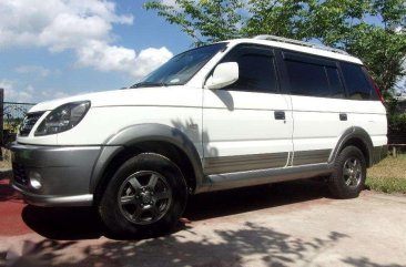 Good as new Mitsubishi Adventure 2017 for sale