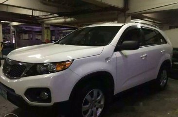 Well-maintained Kia Sorento 2012 for sale