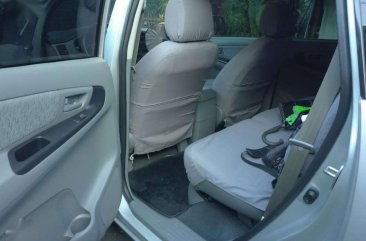 2011 Toyota Innova E FOR SALE 