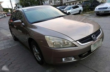 Well-maintained Honda Accord 2004 for sale