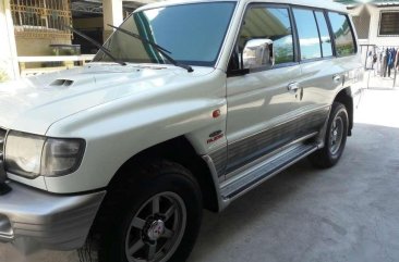 Mitsubishi Pajero 2002 White Fresh For Sale 