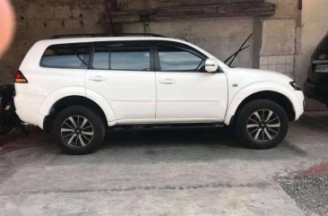 2010 MITSUBISHI Montero automatic FOR SALE 