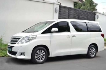 2013 Toyota Alphard Luxury van