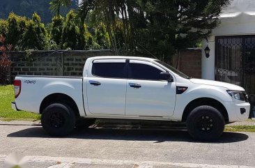Ford Ranger 2013 White Top of the Line For Sale 