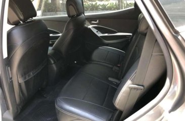 Hyundai Santa Fe 2013 Gray SUV For Sale 