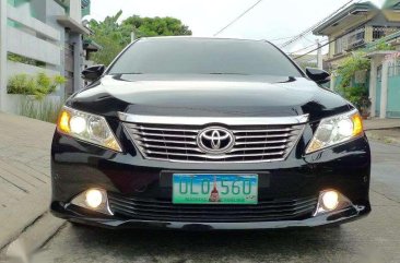 Well-kept Camry 2.5V 2013 for sale