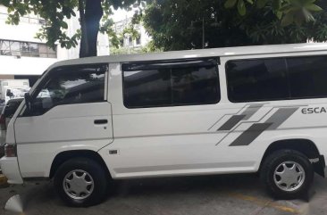 2012 Nissan Urvan escapade FOR SALE 