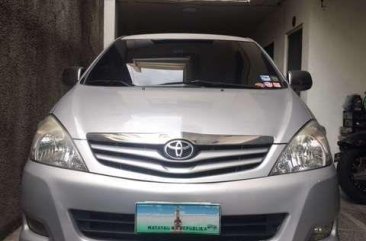 Toyota Innova G Diesel 2011 FOR SALE 