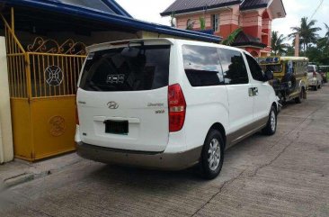 Hyundai Grand Starex GL White For Sale 