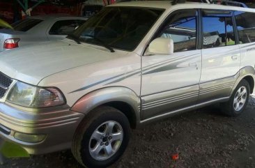 2004 Toyota Revo SR White SUV For Sale 