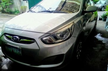 2012 HYUNDAI Accent for sale