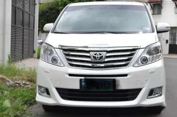 2013 Toyota Alphard Luxury van