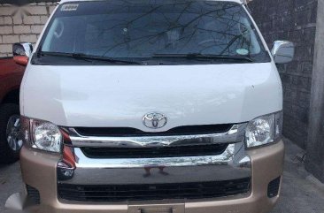 2016 Toyota Hiace GL Grandia 2.5 Automatic Pearl White