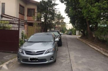 2011 Toyota Altis 2.0V (Top of the line) 1st owned