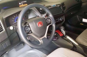 2015 Honda Civic 1.8E Automatic transmission with paddle shift