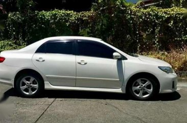 2011 Toyota Altis 1.6V AT FOR SALE