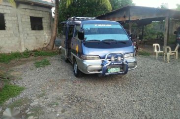 Hyundai Grace Sinkit Van Blue For Sale 