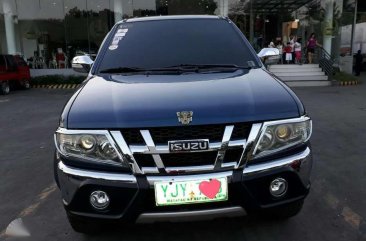 Isuzu Sportivo 2012 automatic FOR SALE