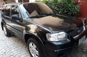 Ford Escape 2005 Black Very Fresh For Sale 