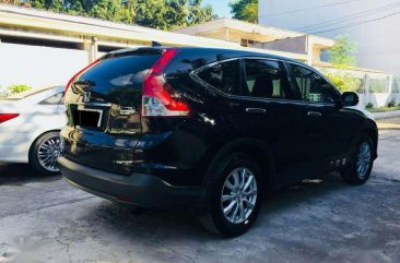 2014 Honda CRV top of the line Automatic Transmission