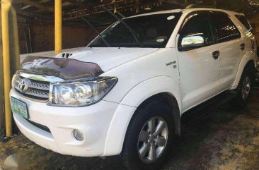 2009 Toyota Fortuner V AT 4X4 (Autobee)