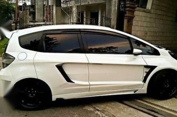 2013 Honda Jazz local FOR SALE