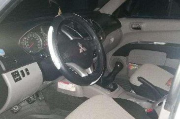 Mitsubishi Strada 2013 4x2 Manual