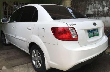 2011 Kia Rio Manual White Sedan For Sale 