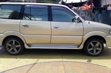 Toyota Revo VX200 2.0 2004 Beige For Sale 