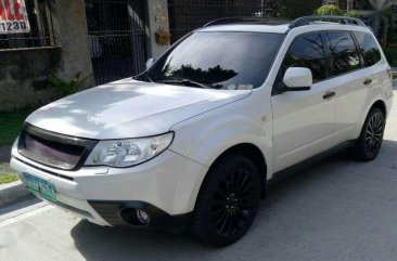 2011 Subaru Forester 2.0 White SUV For Sale 