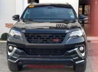 2016 Toyota Fortuner V 4x4 FOR SALE 