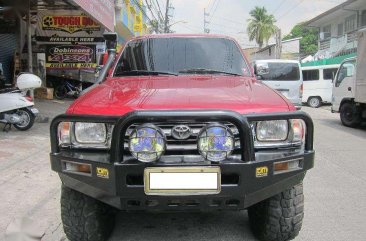 Toyota Hilux 2000 4x4 Manual Red For Sale 