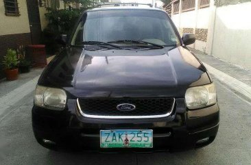 Ford Escape 2005 SUV Black Well Kept For Sale 